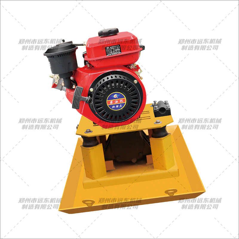 平板振動(dòng)器柴油款平板夯(圖1) 平板振動(dòng)器柴油款平板夯(圖1)